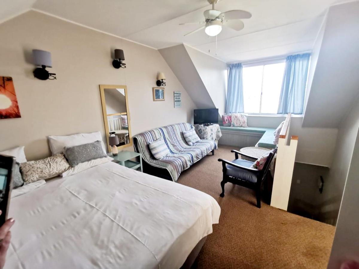The Coelacanth Guest House And Beach Thyme Self Catering Kiddʼs Beach Buitenkant foto