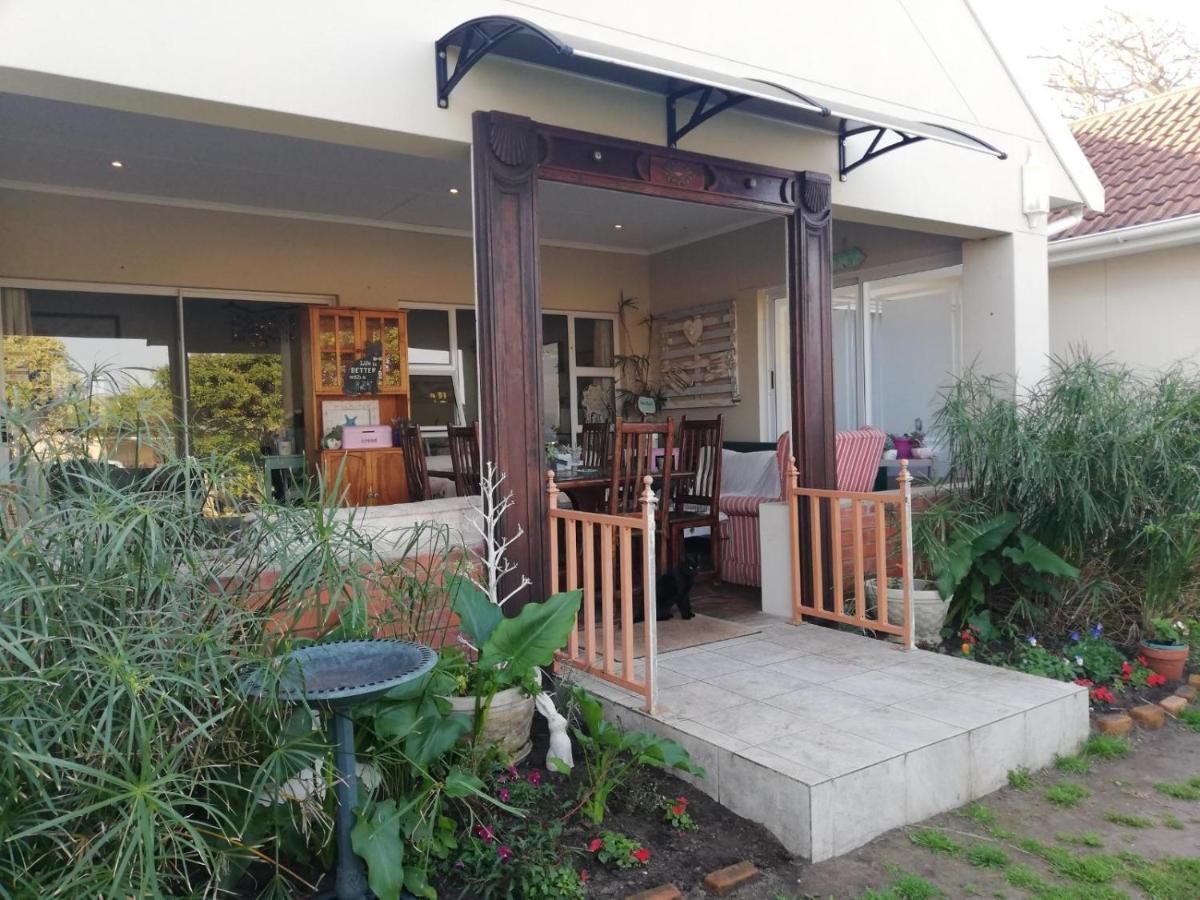 The Coelacanth Guest House And Beach Thyme Self Catering Kiddʼs Beach Buitenkant foto