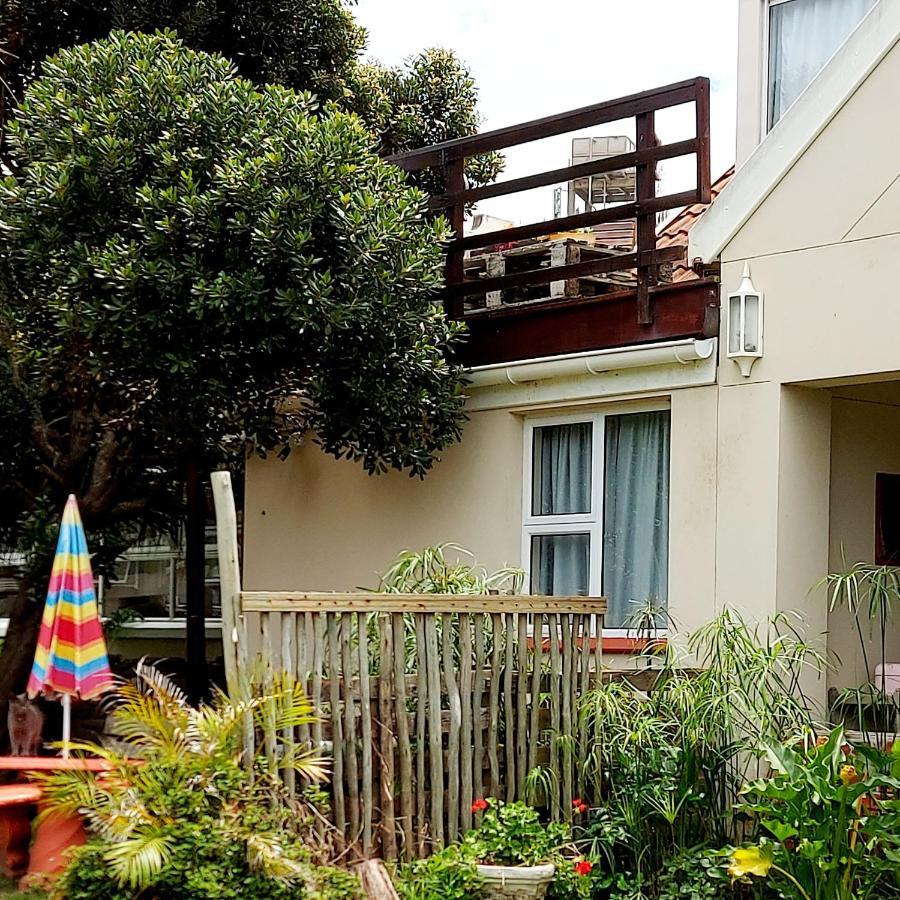 The Coelacanth Guest House And Beach Thyme Self Catering Kiddʼs Beach Buitenkant foto