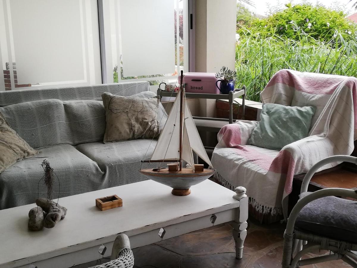 The Coelacanth Guest House And Beach Thyme Self Catering Kiddʼs Beach Buitenkant foto